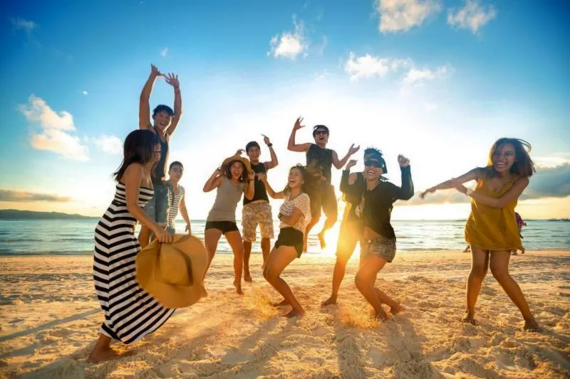 beach-group-trip-ideas